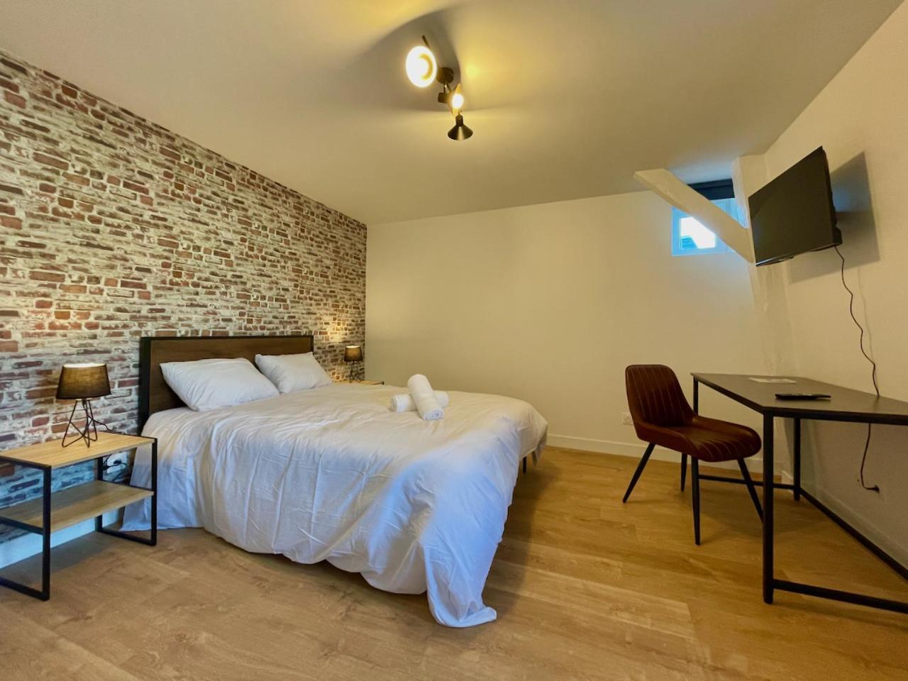 Appartement Legendes De La Piste - Sonights à Château-du-Loir Extérieur photo